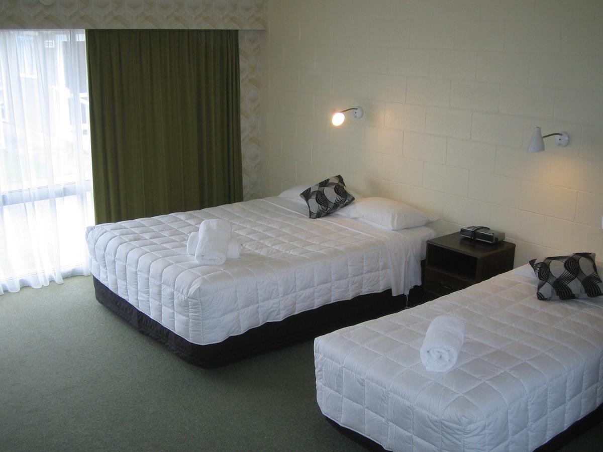 Rossmotels Buitenkant foto