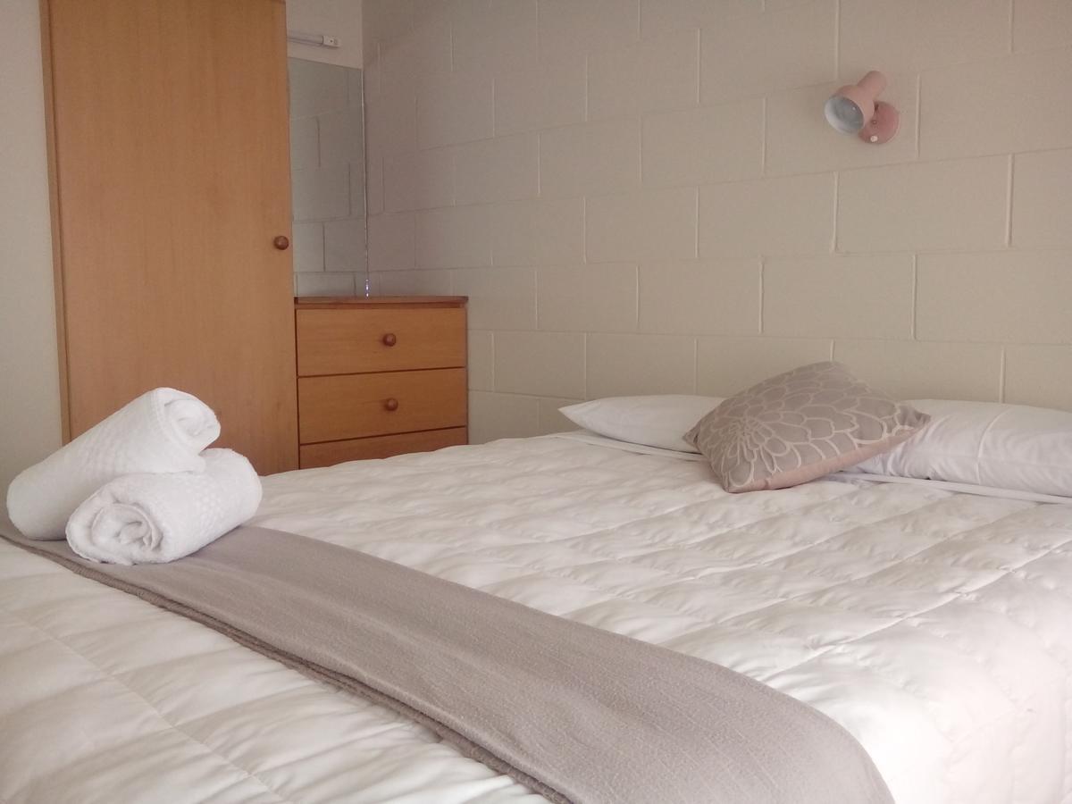 Rossmotels Buitenkant foto